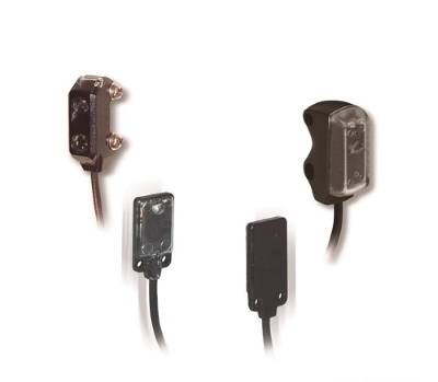 Data Sensing SM123 Serisi Fotoelektrik Sensör SM3-PR-2-B00-NL